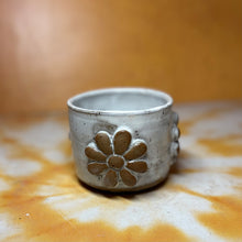 12oz 2nd white flower mug