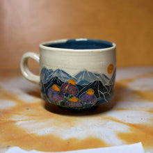 16oz Blue Mountains Mug With Flowers